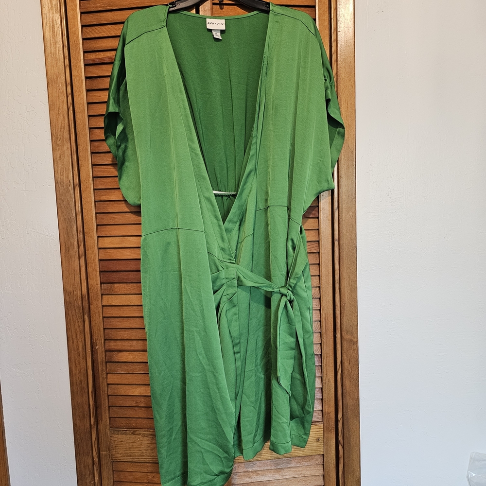 Ava & Viv Vibrant Green Dress